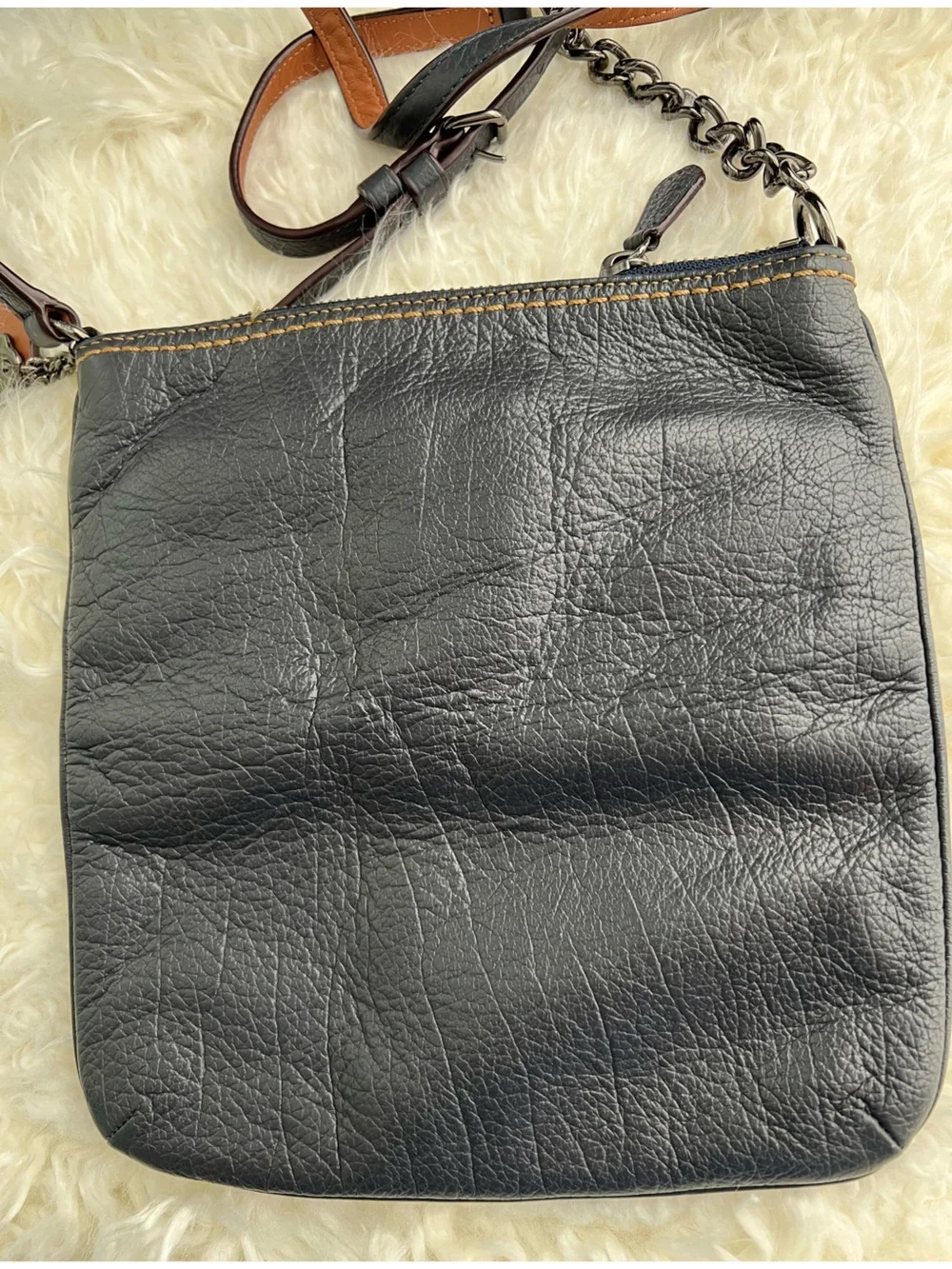 Coach denim Swagger swingpack crossbody bag. - Picture 4 of 8